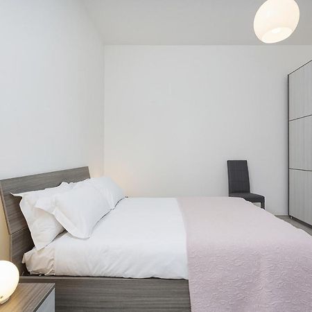 Contemporary Apartment In Sturla By Wonderful Italy Genoa Luaran gambar